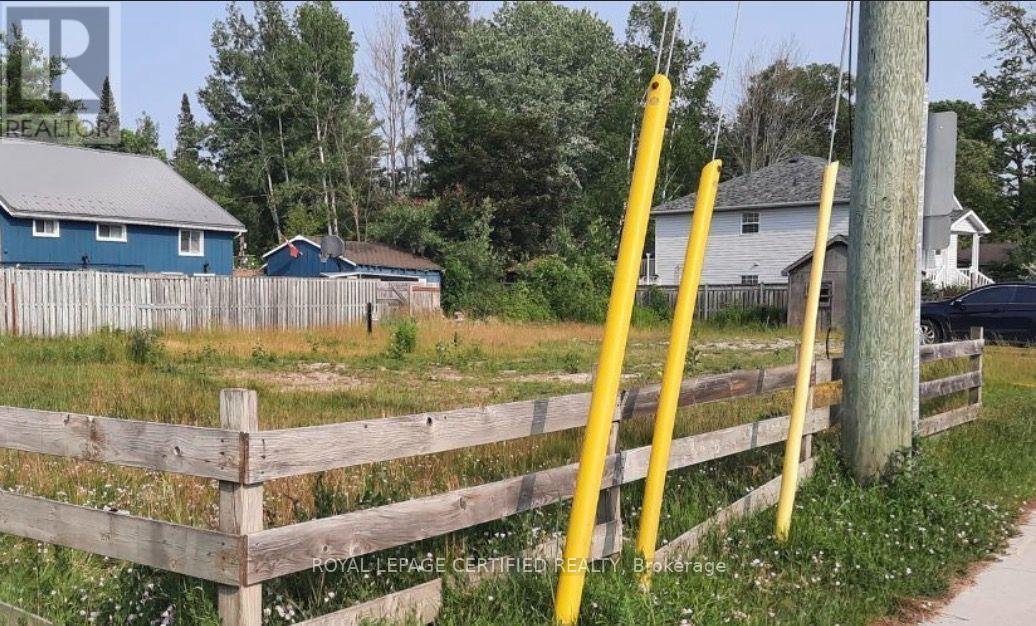 3097 MOSLEY STREET, Wasaga Beach, Ontario