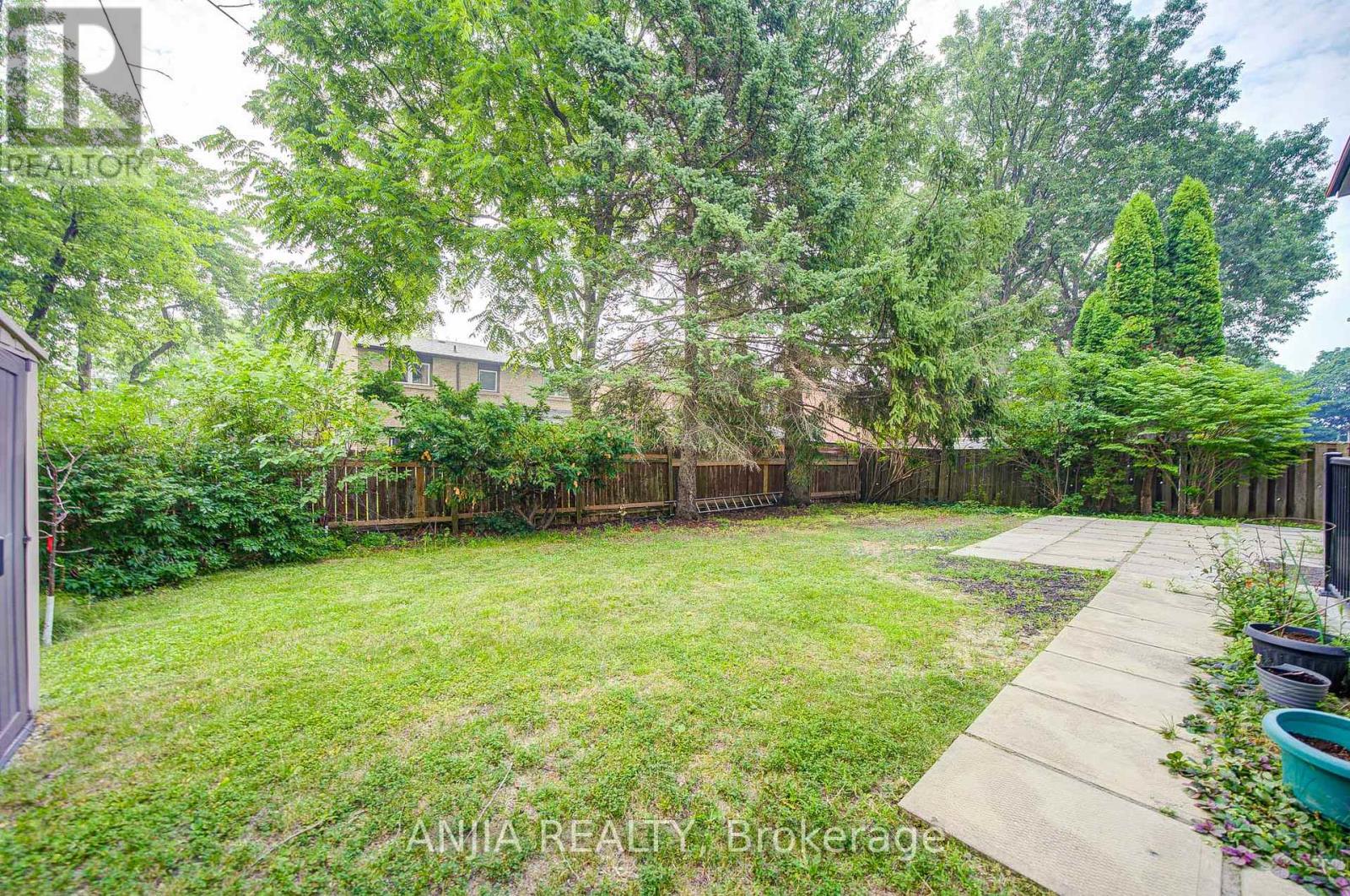 31 Spanhouse Crescent, Markham, Ontario  L3R 4E2 - Photo 48 - N13566220