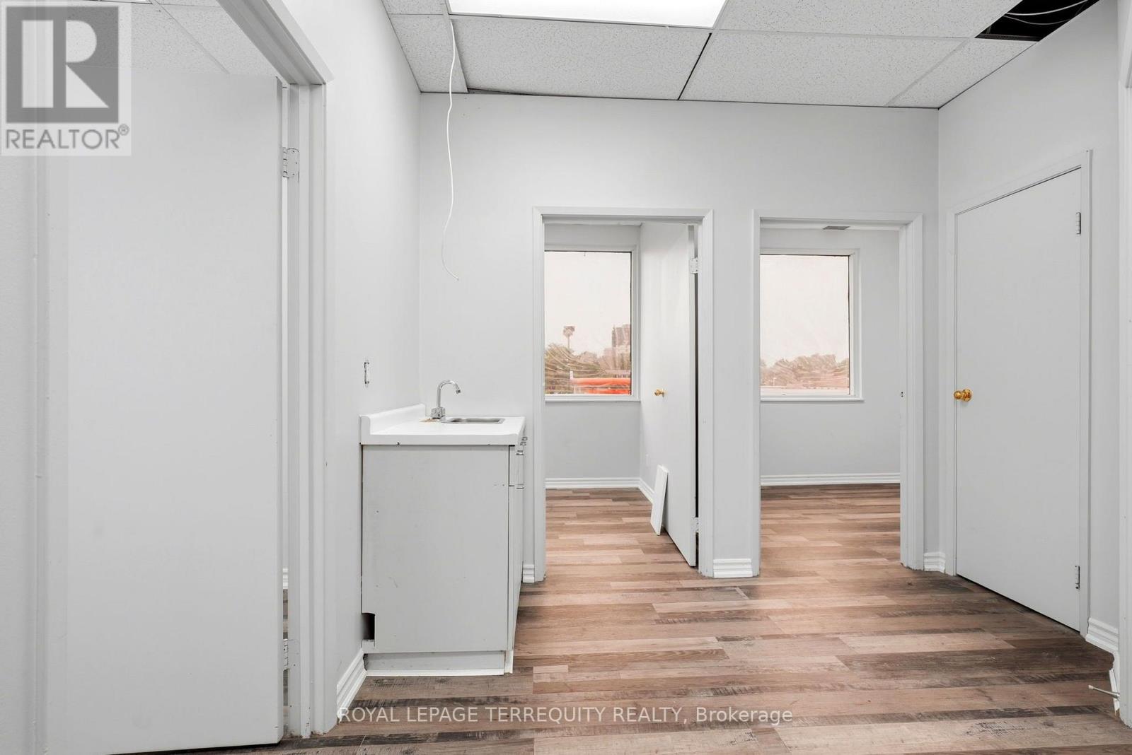 201 - 4700 Jane Street, Toronto, Ontario M3N 2L3 - Photo 14 - W13571810