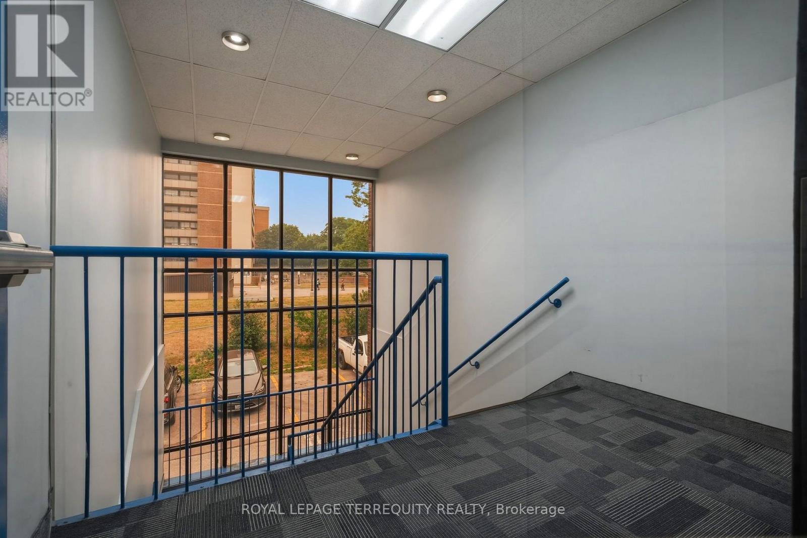 201 - 4700 Jane Street, Toronto, Ontario M3N 2L3 - Photo 7 - W13571810