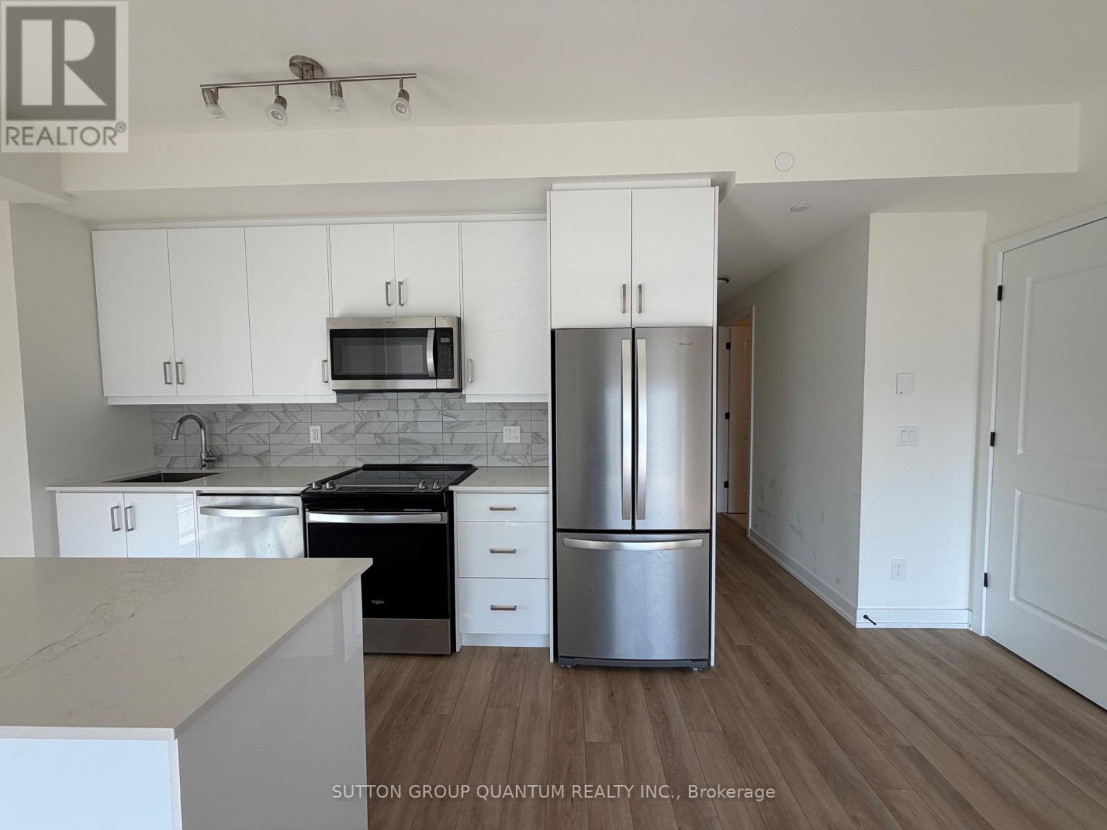 1307 - 345 Wheat Boom Drive W, Oakville, Ontario  L6H 7X4 - Photo 5 - W13571978