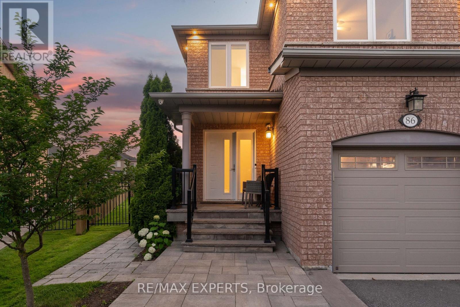 86 Humbershed Crescent, Caledon, Ontario  L7E 2X4 - Photo 2 - W13572014