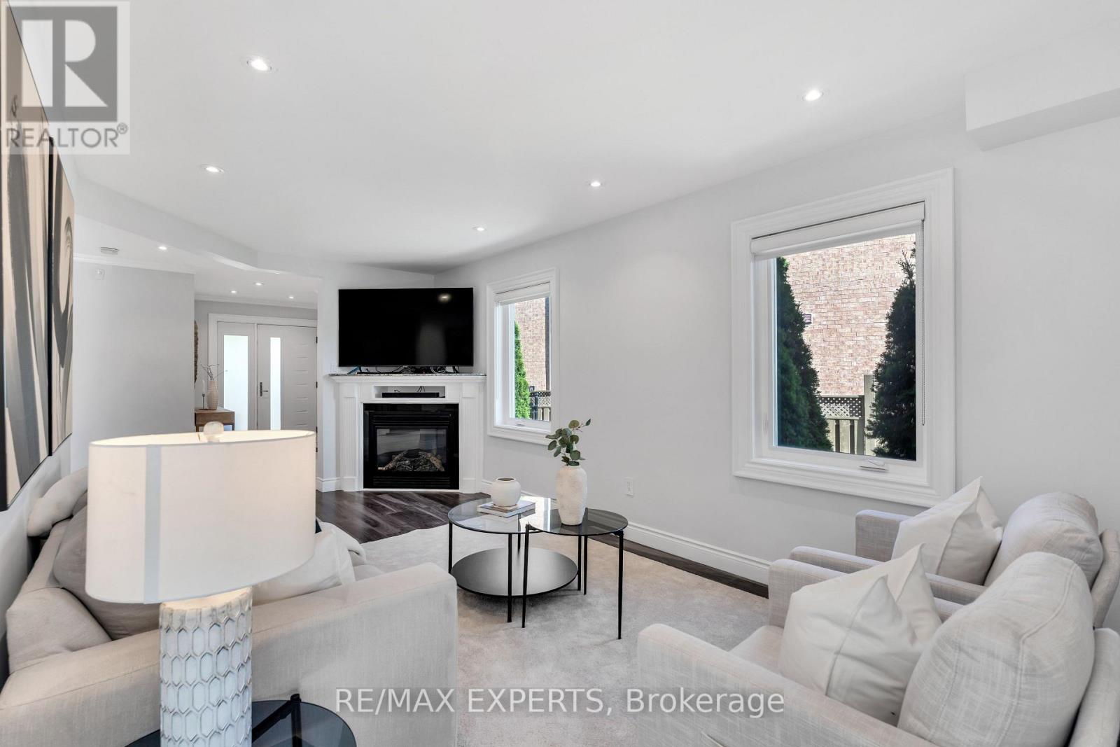 86 Humbershed Crescent, Caledon, Ontario  L7E 2X4 - Photo 6 - W13572014