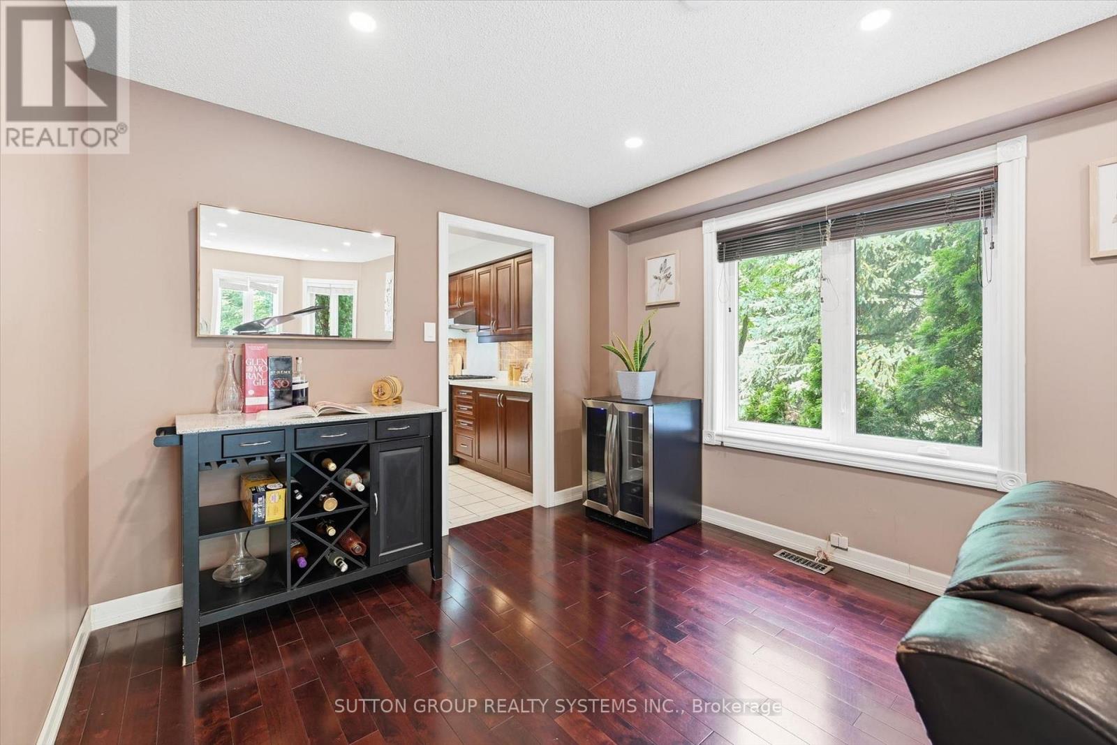 7 Arnhem Court, Hamilton, Ontario L8B 0N9 - Photo 7 - X13571784