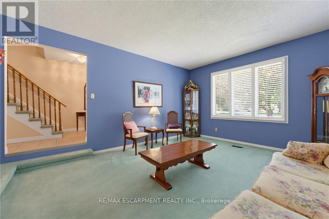 59 Forestview Drive, Hamilton, Ontario  L9H 6M7 - Photo 7 - X13572070