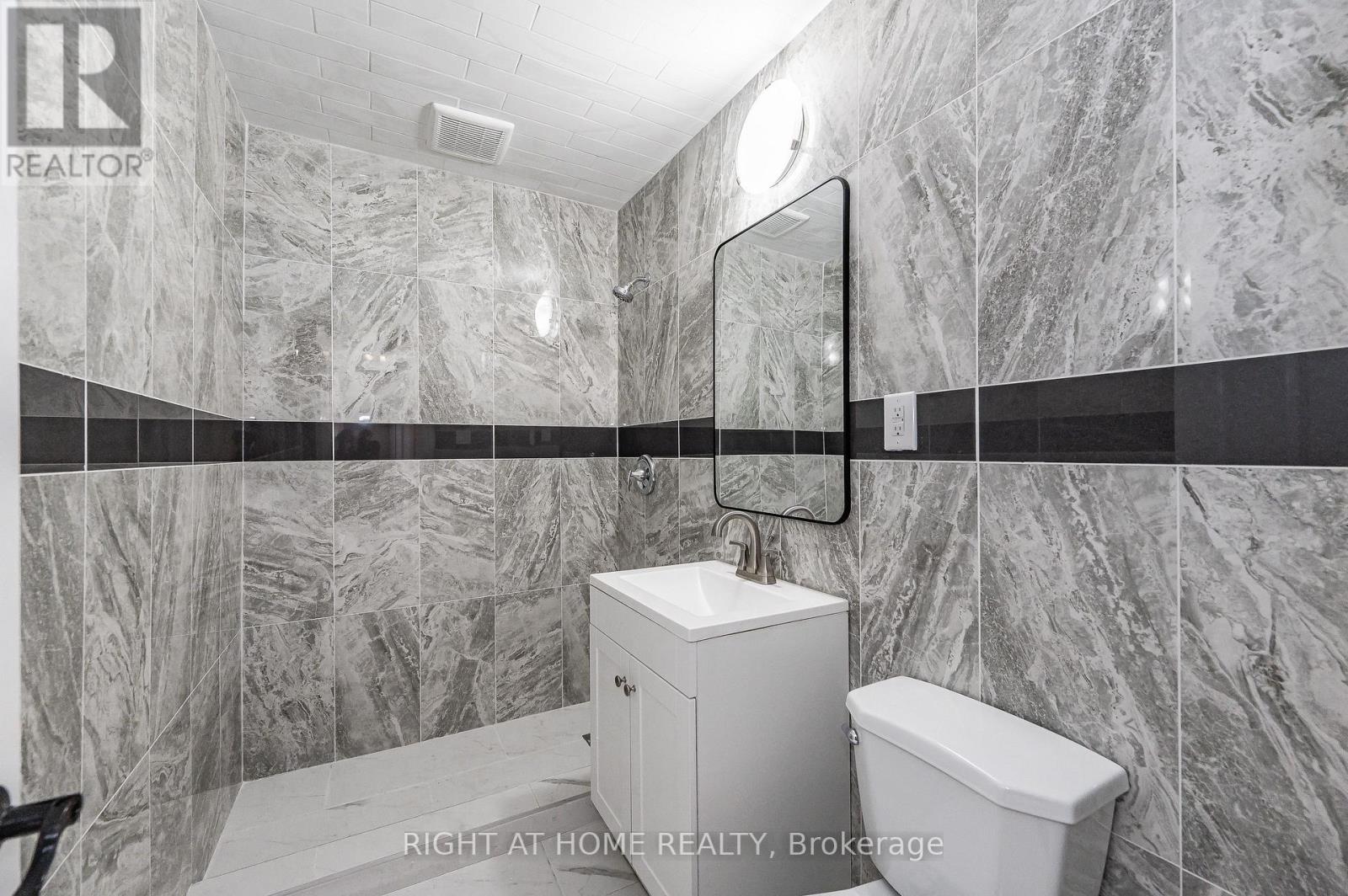 18 Ridgewood Avenue, Kitchener, Ontario  N2H 4L2 - Photo 21 - X13572076