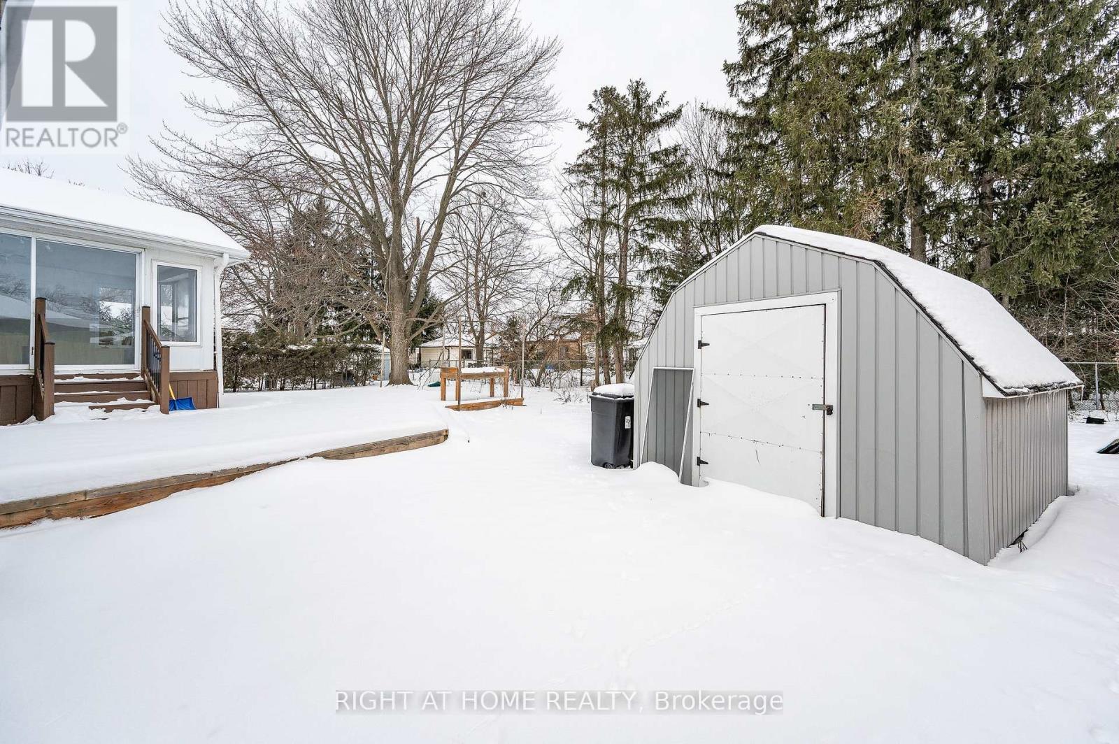 18 Ridgewood Avenue, Kitchener, Ontario  N2H 4L2 - Photo 27 - X13572076