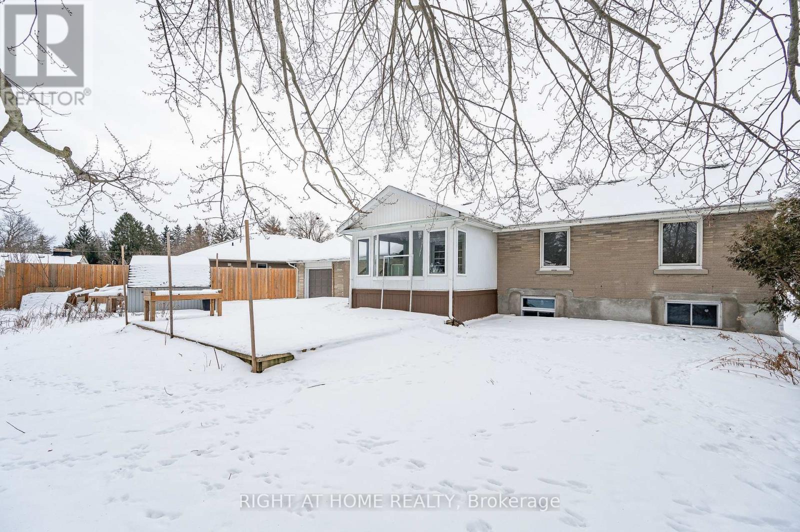 18 Ridgewood Avenue, Kitchener, Ontario  N2H 4L2 - Photo 29 - X13572076