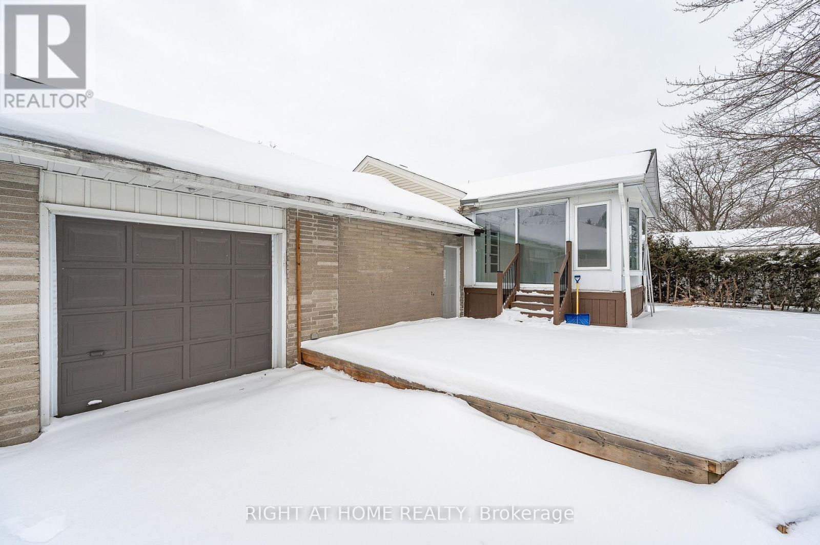 18 Ridgewood Avenue, Kitchener, Ontario  N2H 4L2 - Photo 32 - X13572076