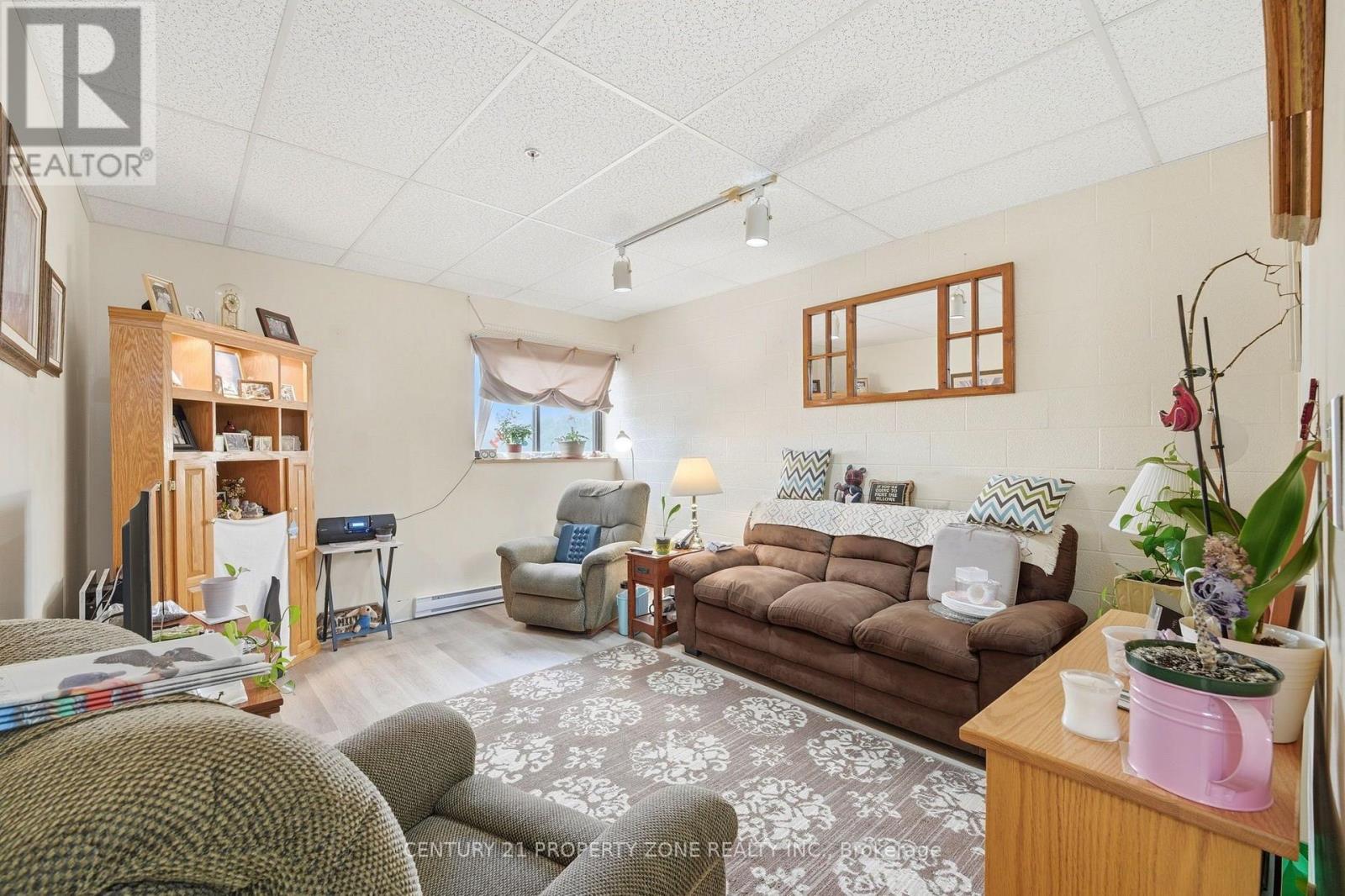 1360 Maryhill Road, Woolwich, Ontario  N3B 1N2 - Photo 6 - X13569482