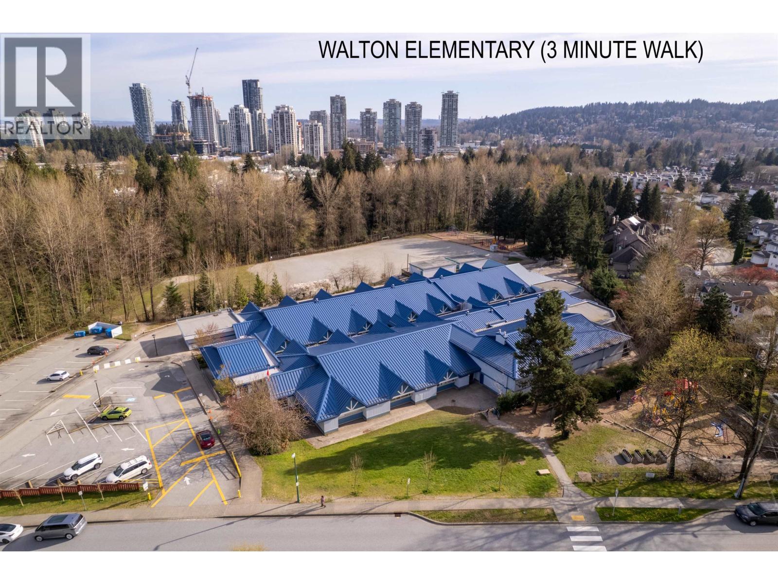 35 2978 WALTON AVENUE — photo 18