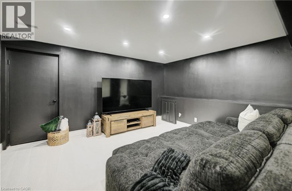 2035 Old Mill Road, Kitchener, Ontario  N2P 1E4 - Photo 34 - 40848162