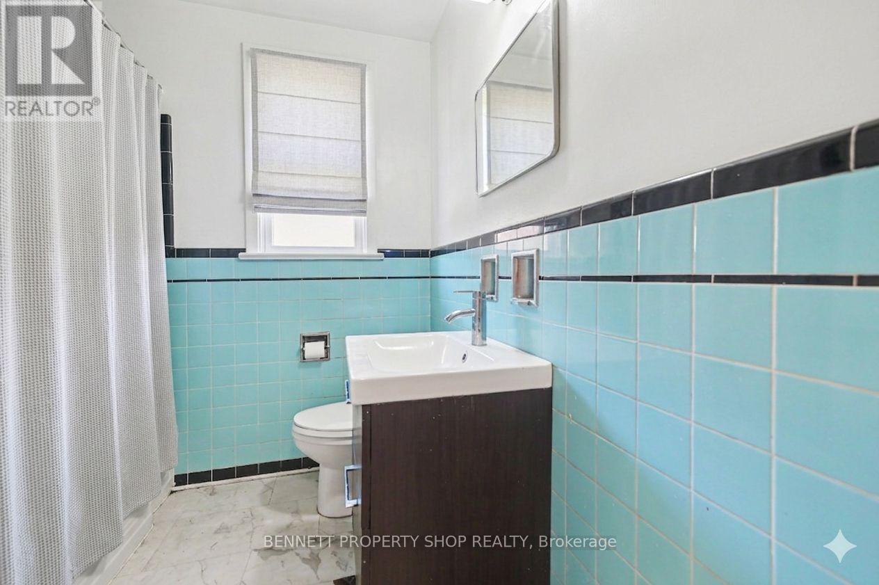 1361 Summerville Avenue, Ottawa, Ontario  K1Z 8G9 - Photo 11 - X13572110