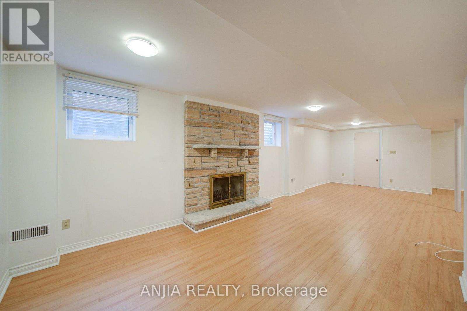 31 Spanhouse Crescent, Markham, Ontario  L3R 4E2 - Photo 37 - N13566220