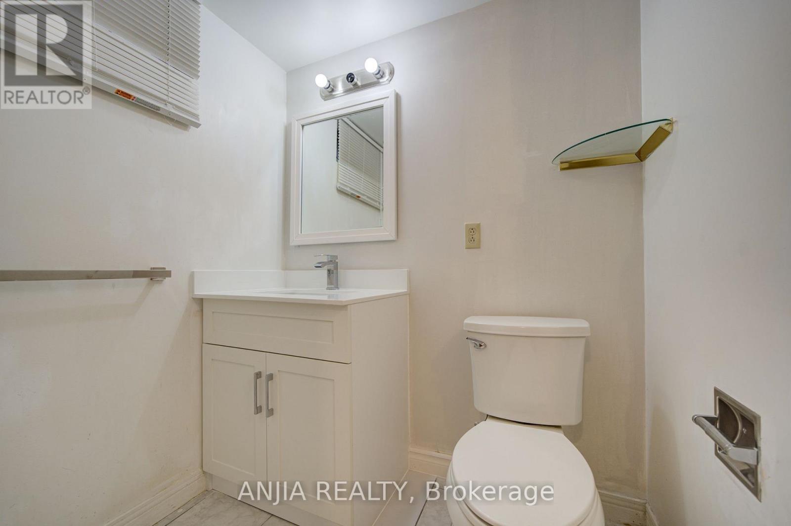 31 Spanhouse Crescent, Markham, Ontario  L3R 4E2 - Photo 43 - N13566220
