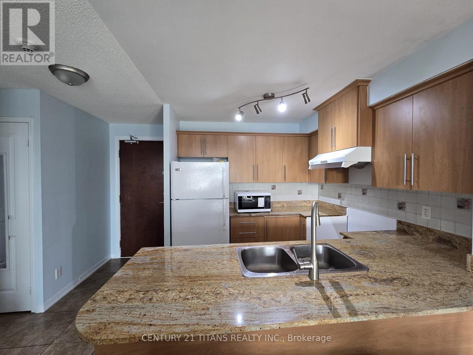 9F - 8 ROSEBANK DRIVE, Toronto (Malvern)