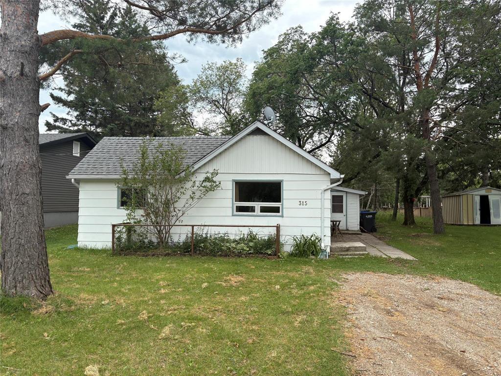 315 Tupper Street E, Killarney, Manitoba  R0K 1G0 - Photo 0 - 202616741