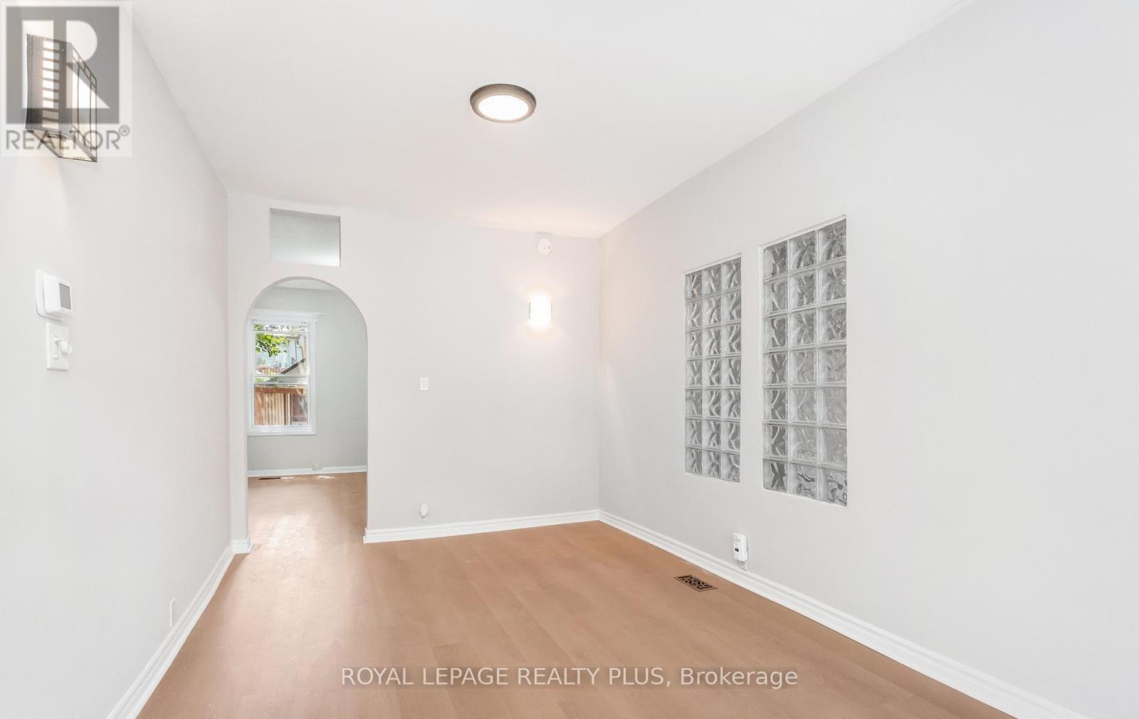 39 Maria Street, Toronto, Ontario M6P 1W1 - Photo 11 - W13559410
