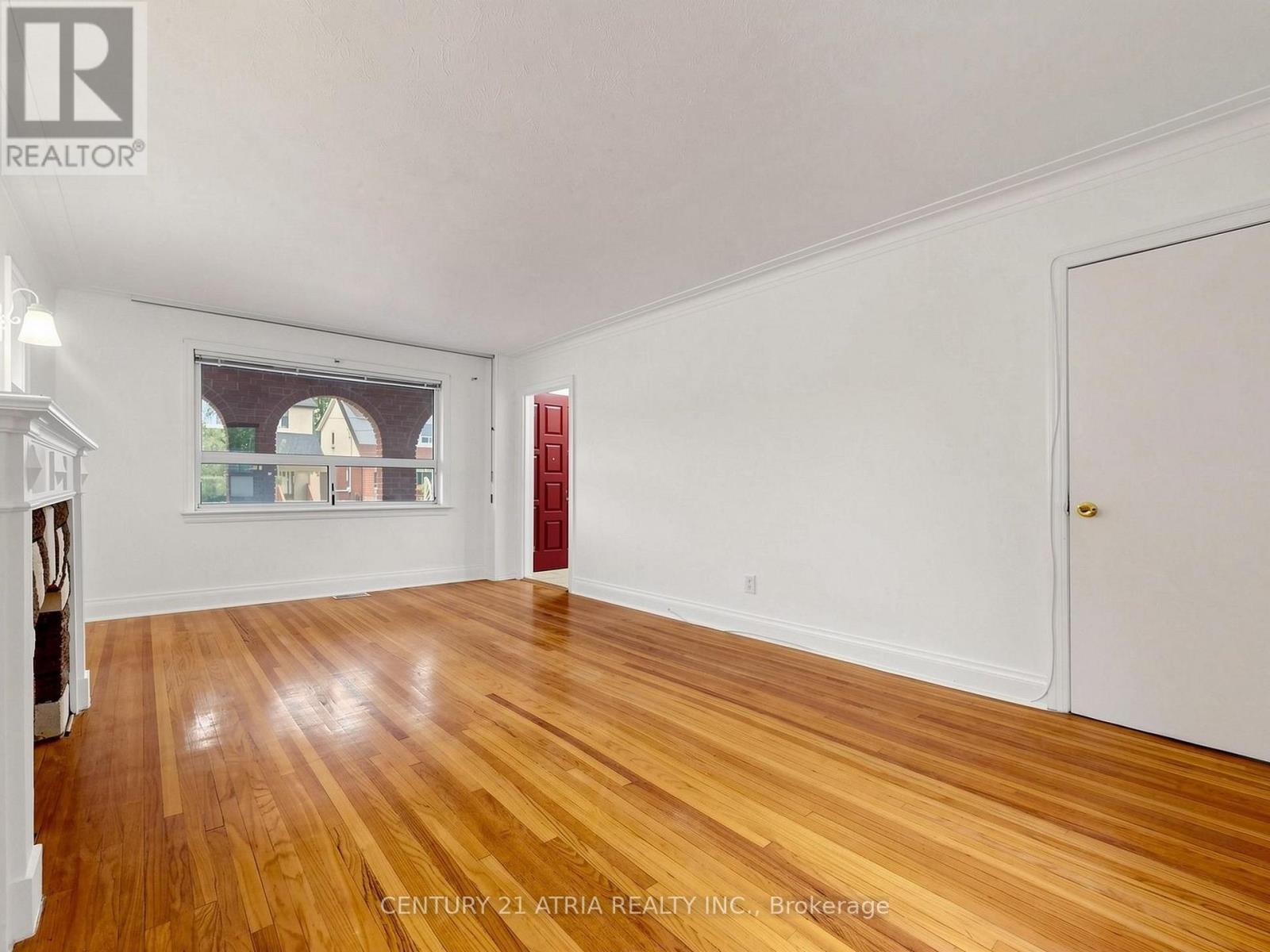 21 Mahoney Avenue, Toronto, Ontario M6M 2H5 - Photo 10 - W13571940