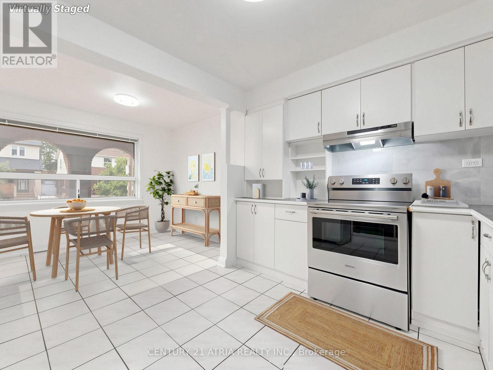 21 Mahoney Avenue, Toronto, Ontario M6M 2H5 - Photo 12 - W13571940