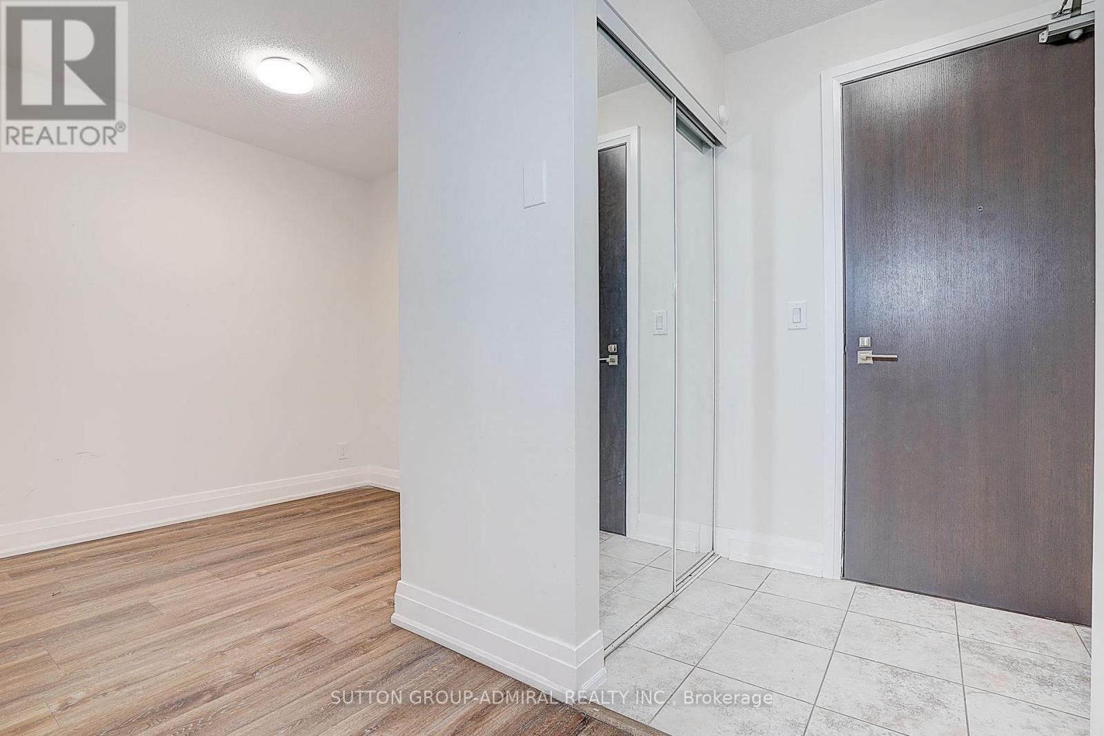 1408 - 1060 Sheppard Avenue, Toronto, Ontario  M3J 0G7 - Photo 8 - W13568178