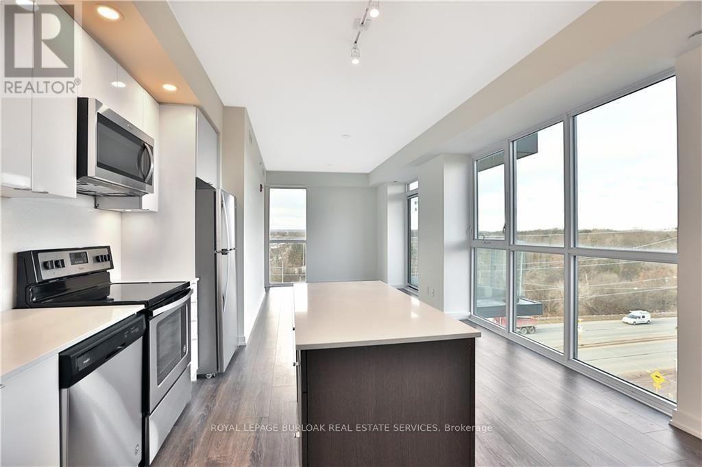 B610 - 5240 DUNDAS STREET, Burlington (Orchard)