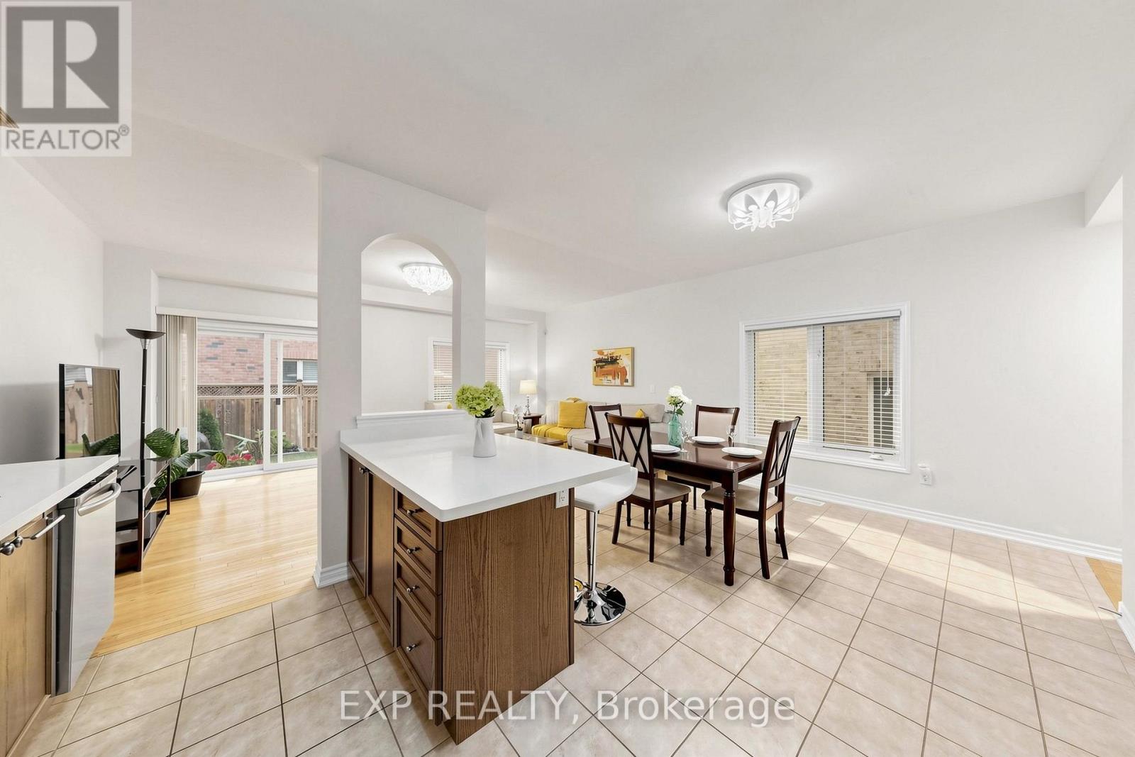 27 Hatton Court, Brampton, Ontario L6Y 5T5 - Photo 10 - W13572240