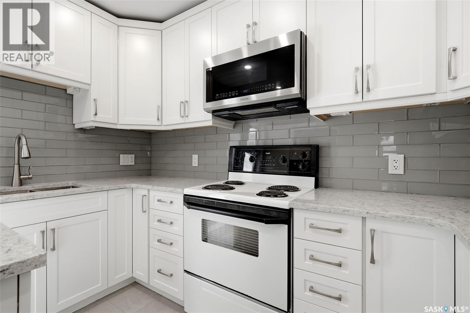 1631 Macpherson Avenue, Regina, Saskatchewan  S4S 4E1 - Photo 10 - SK042785