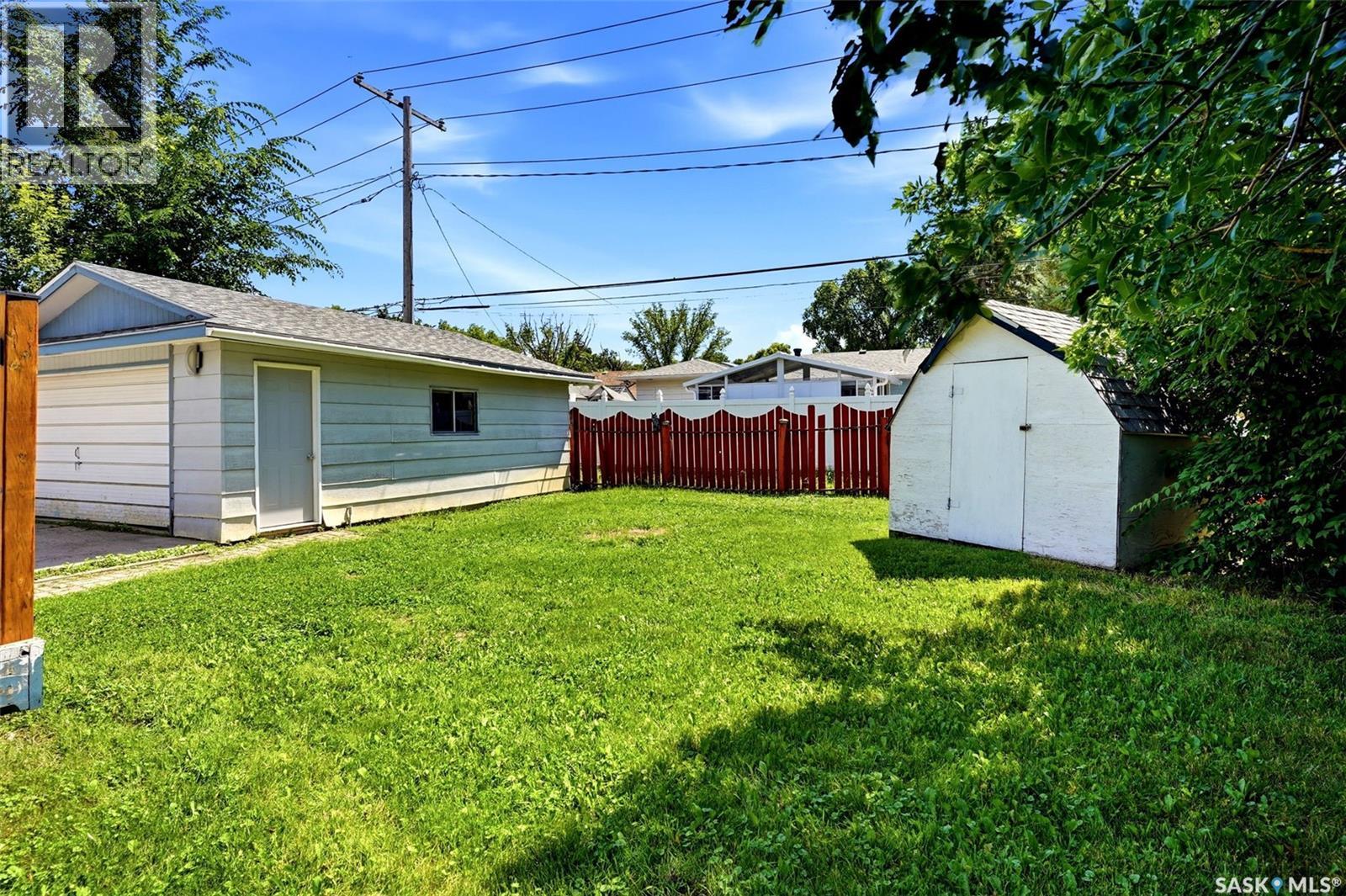 1631 Macpherson Avenue, Regina, Saskatchewan  S4S 4E1 - Photo 34 - SK042785