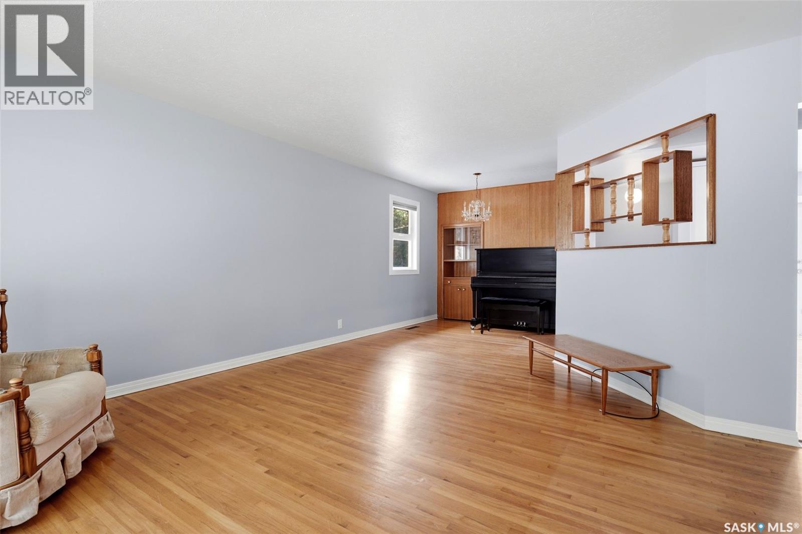 1631 Macpherson Avenue, Regina, Saskatchewan  S4S 4E1 - Photo 6 - SK042785