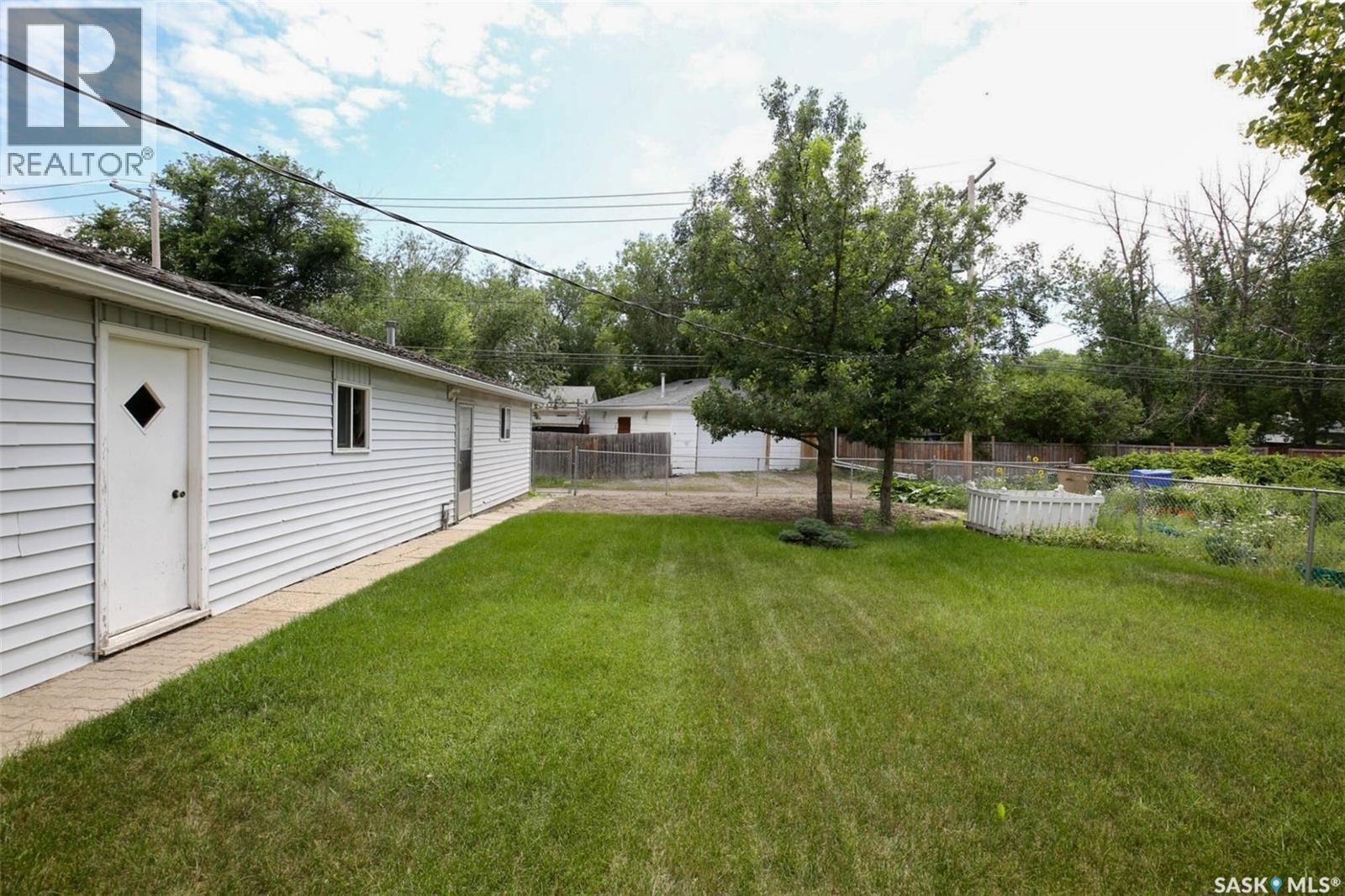 83 Woodward Avenue, Regina, Saskatchewan  S4R 3H3 - Photo 34 - SK042738