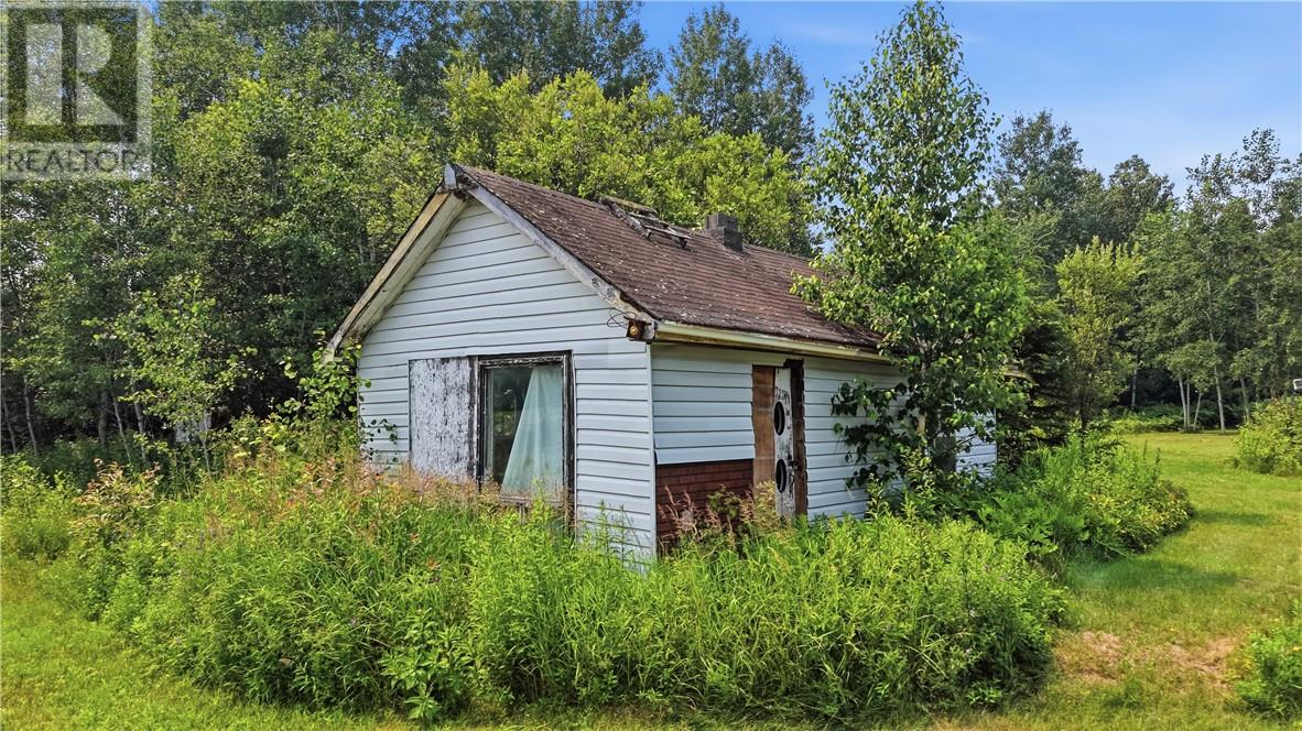 66 Trudyville, Wahnapitae, Ontario    - Photo 4 - 2129279