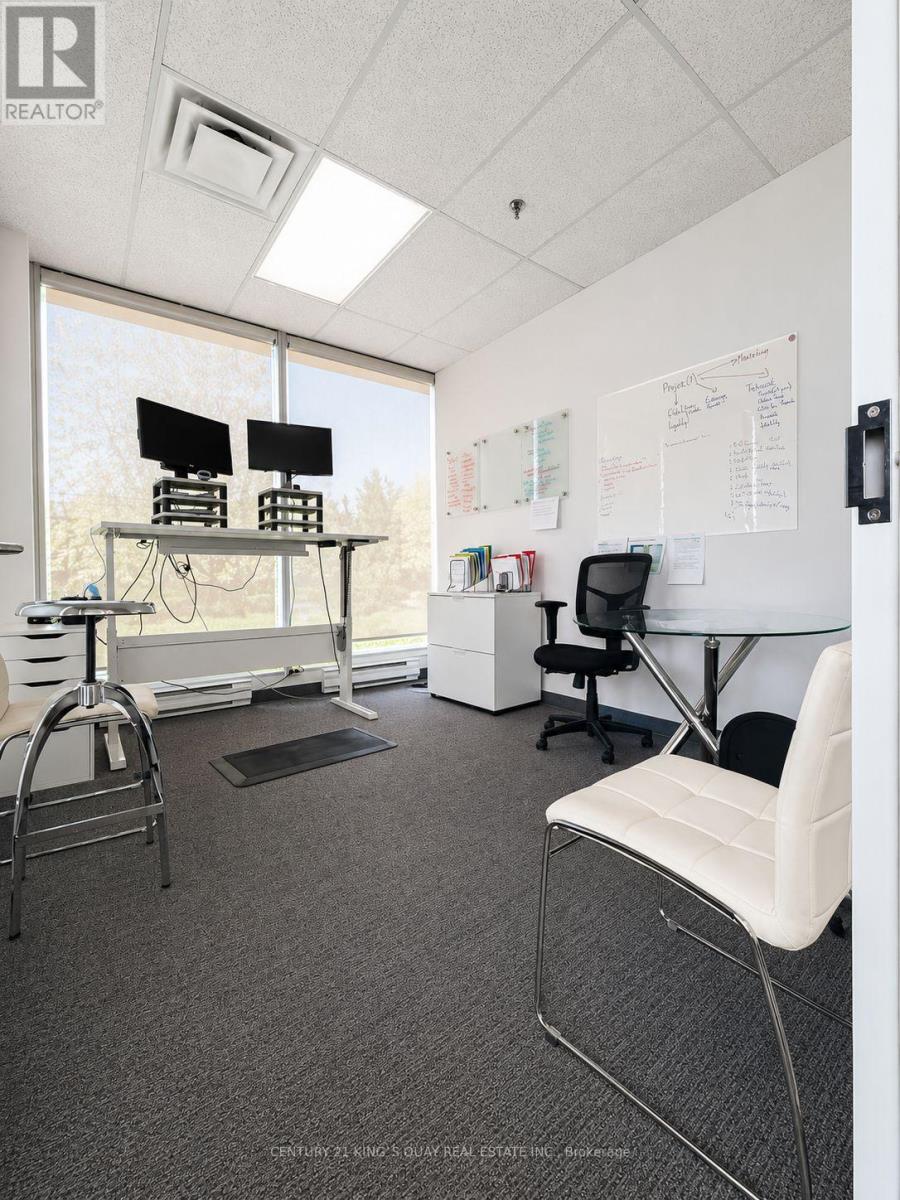 208 - 1075 North Service Road W, Oakville, Ontario  L6M 2G2 - Photo 4 - W13569280
