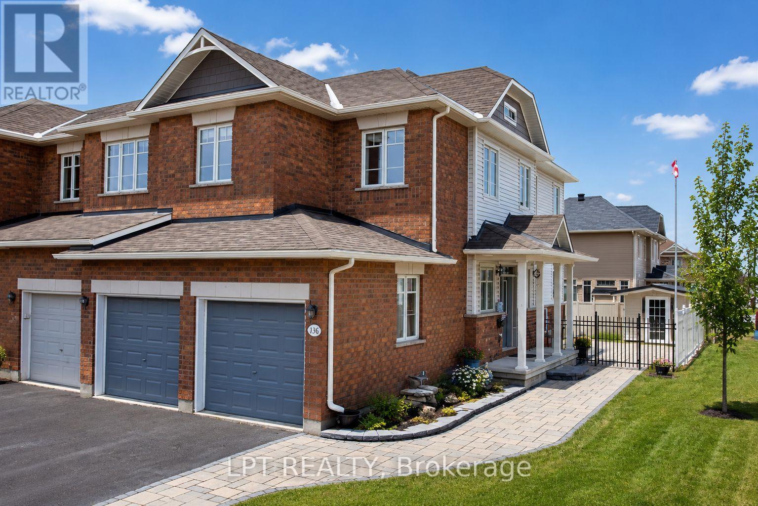 136 CALAVERAS AVENUE, Ottawa, Ontario