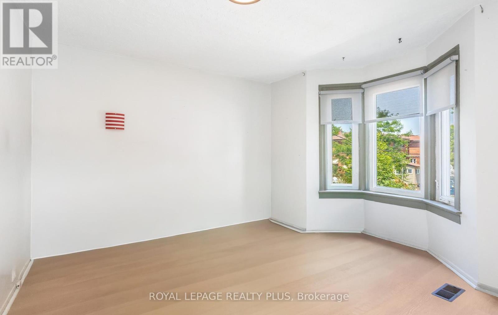 39 Maria Street, Toronto, Ontario M6P 1W1 - Photo 17 - W13559410