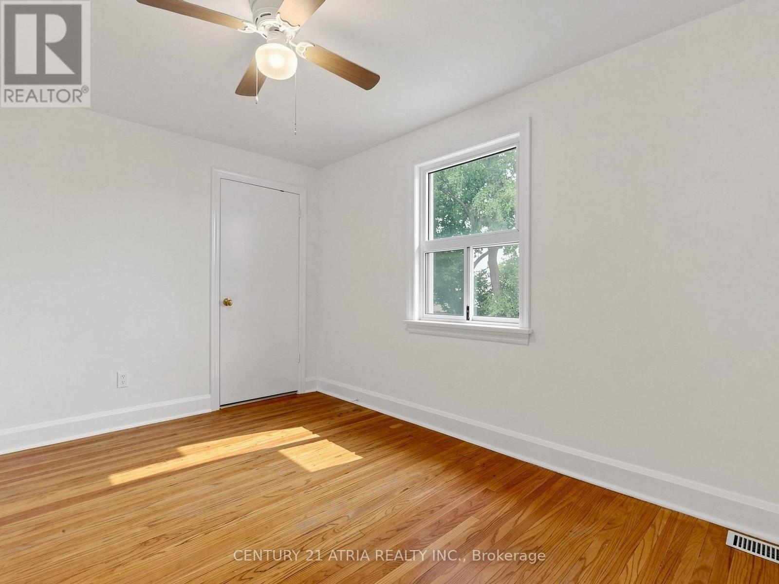 21 Mahoney Avenue, Toronto, Ontario M6M 2H5 - Photo 29 - W13571940