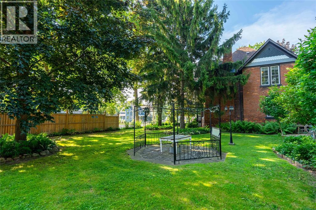213 Vidal Street South, Sarnia, Ontario   - Photo 36 - 26016694