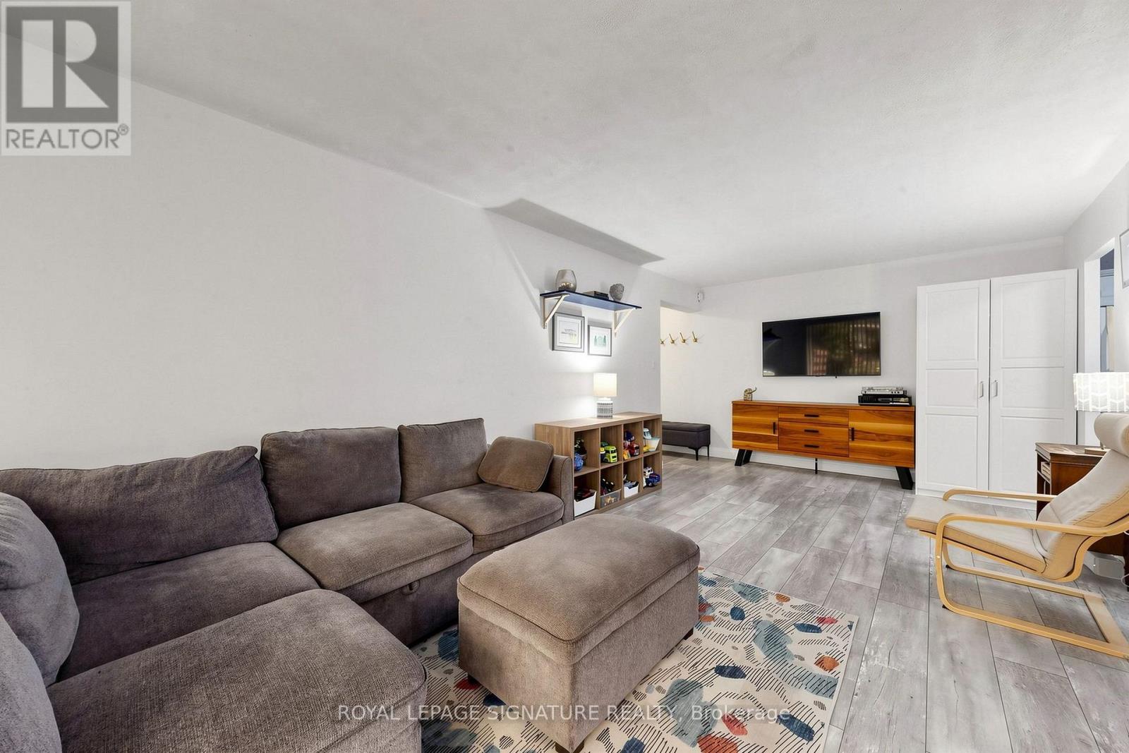 116 - 1801 O'connor Drive, Toronto, Ontario  M4A 2P8 - Photo 4 - C13572278