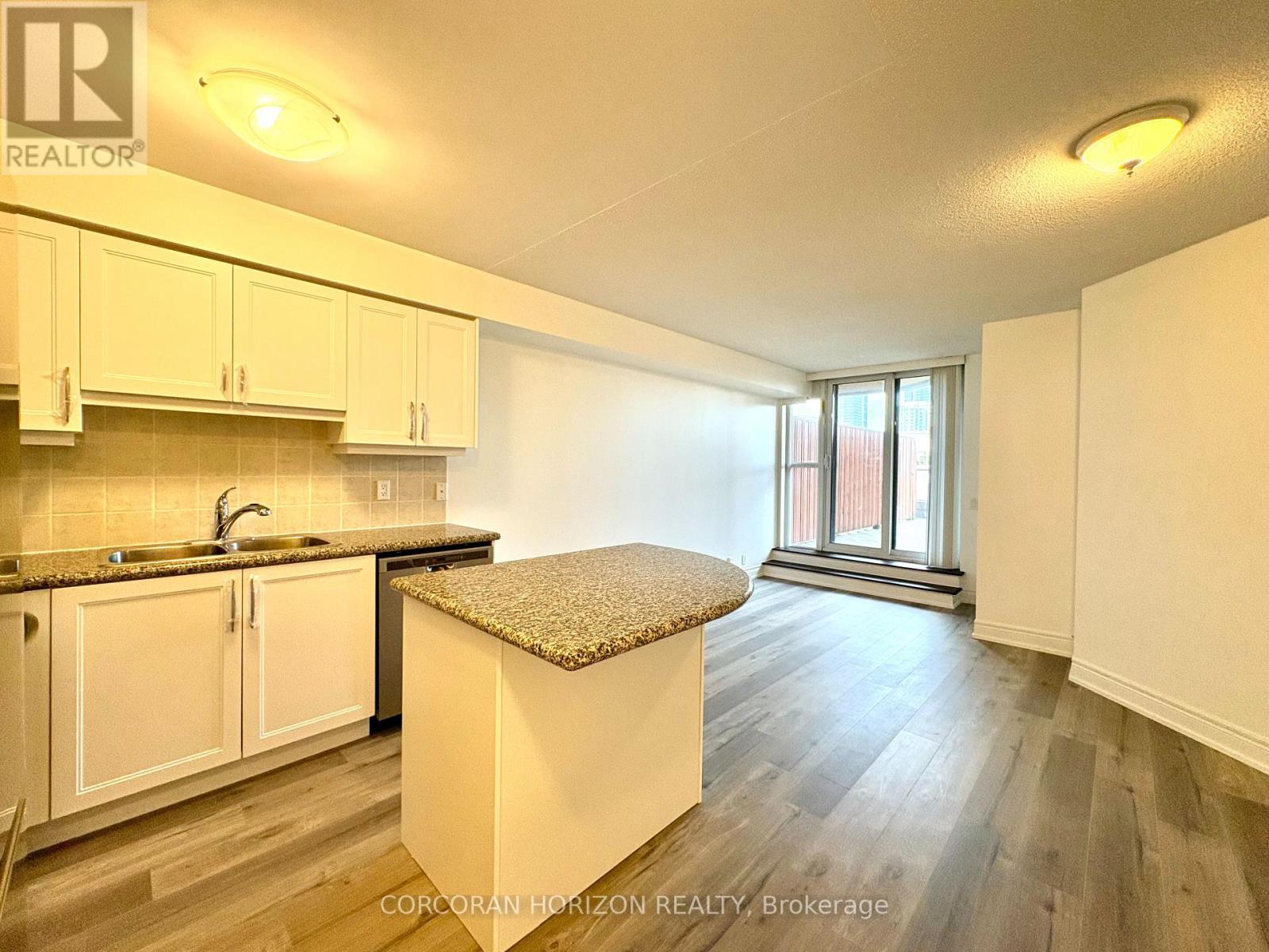315 - 80 Harrison Garden Boulevard, Toronto, Ontario M2N 7E3 - Photo 7 - C13572350