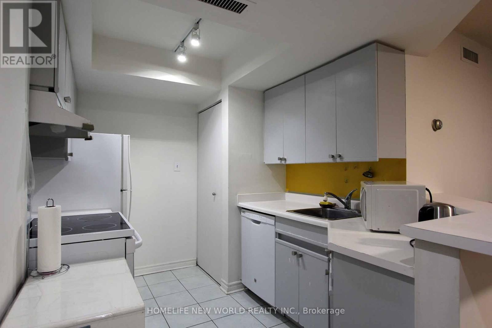 2012 - 1001 Bay Street, Toronto, Ontario M5S 3A6 - Photo 6 - C13572400
