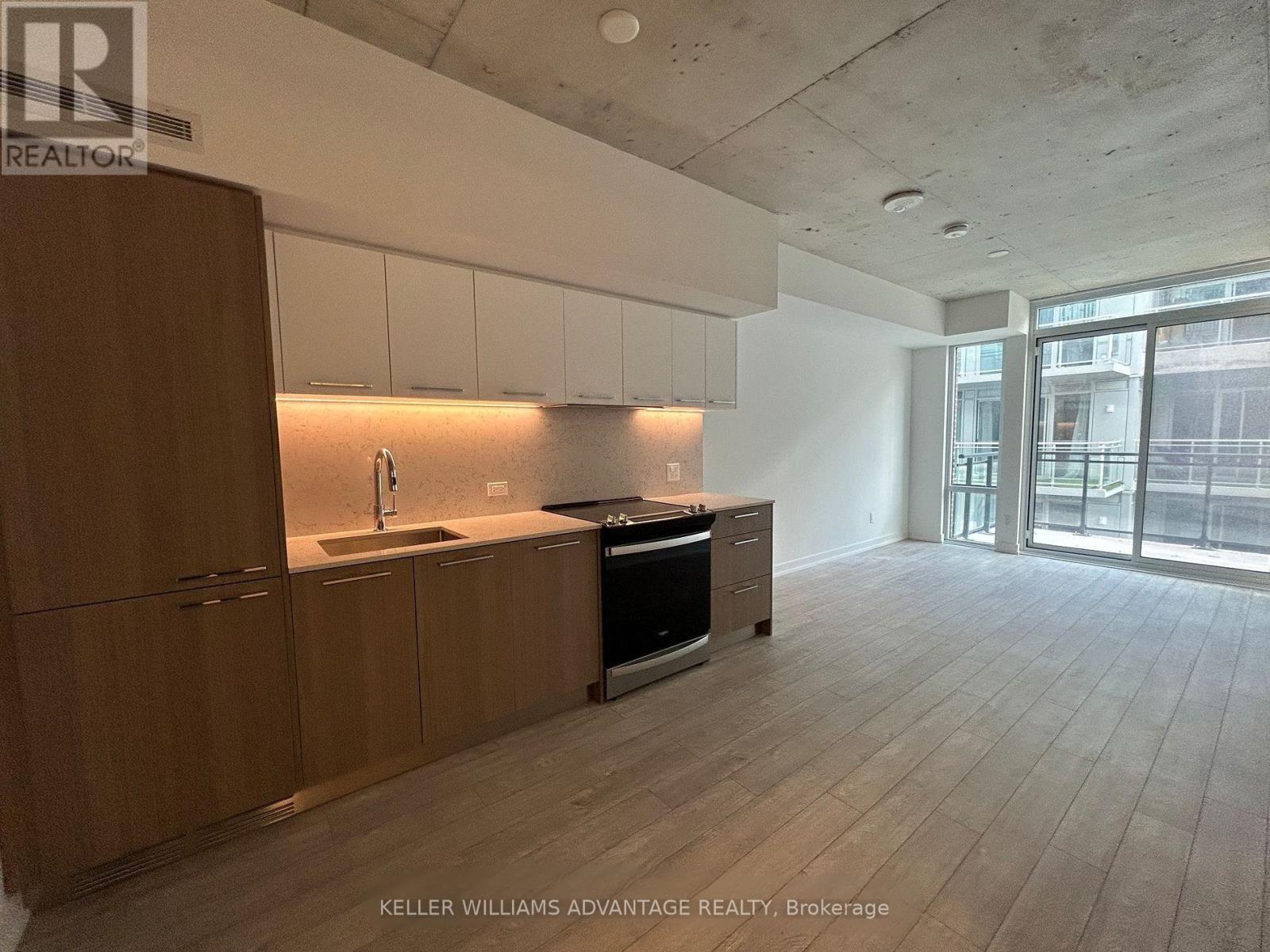 407 - 45 Baseball Place, Toronto, Ontario  M4M 0H1 - Photo 2 - E13572444