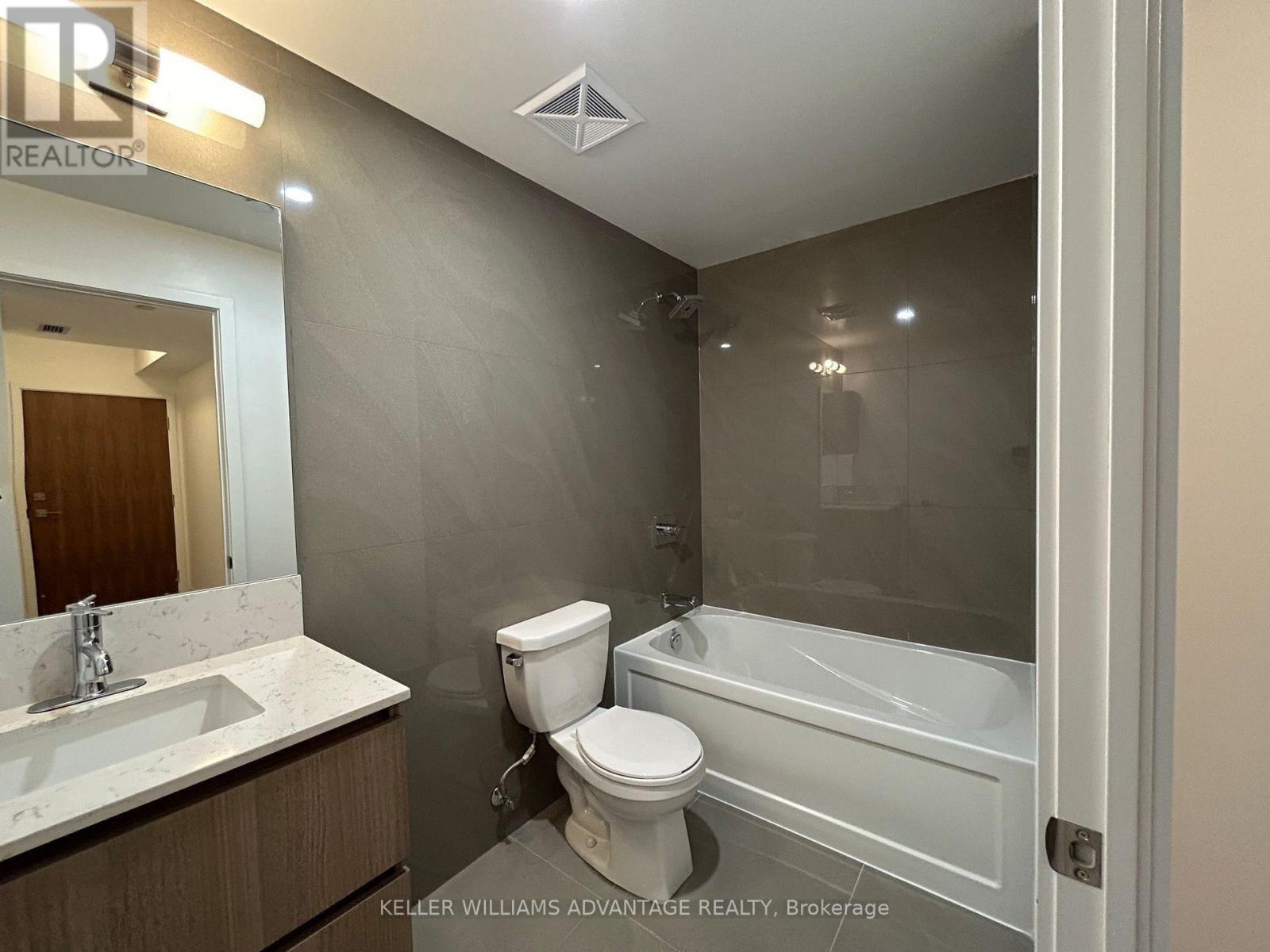 407 - 45 Baseball Place, Toronto, Ontario  M4M 0H1 - Photo 7 - E13572444