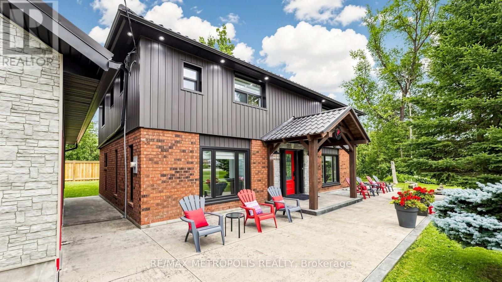 2739 IRETON STREET E, Innisfil, Ontario