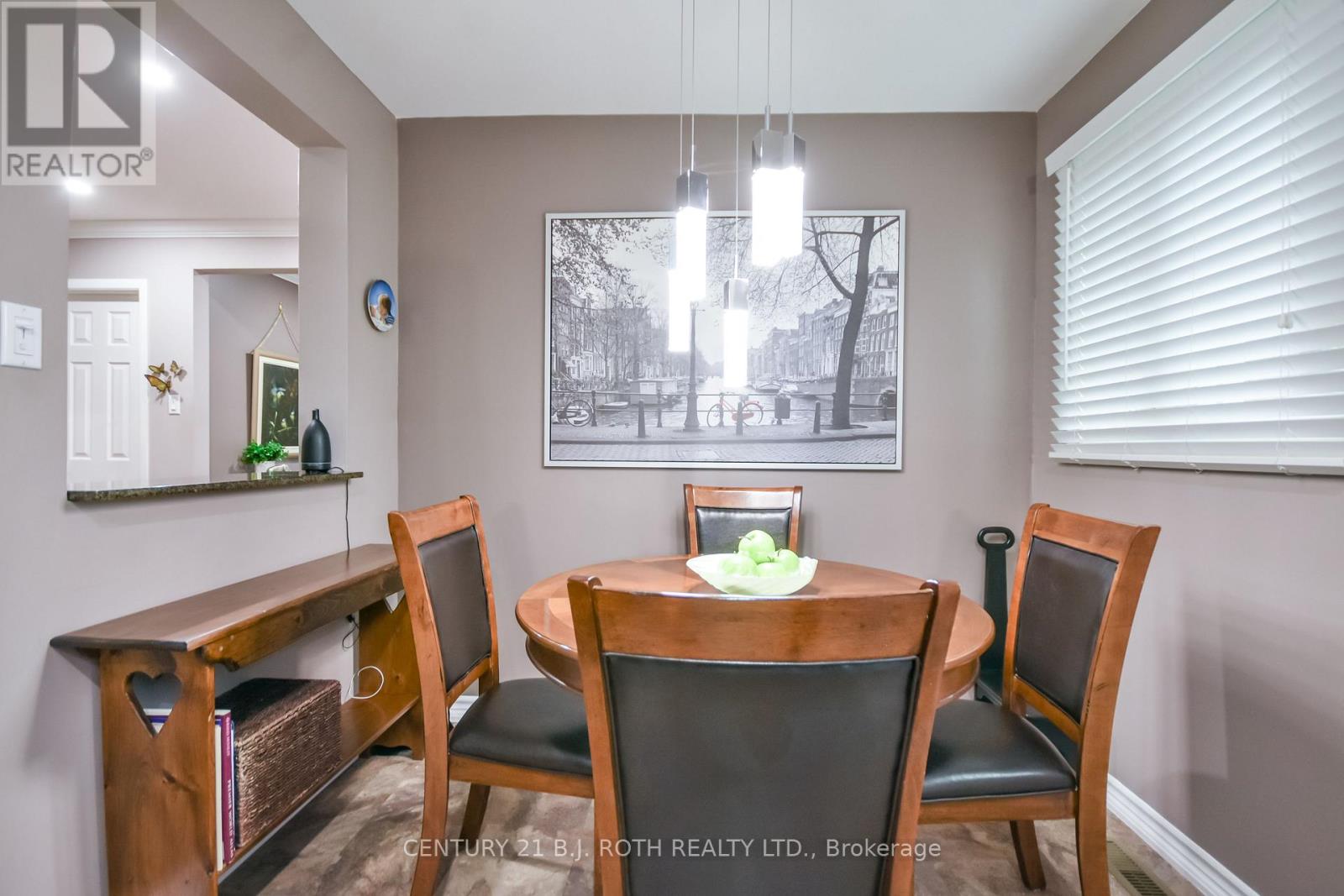 139 Kozlov Street, Barrie, Ontario L4N 4R1 - Photo 16 - S13572486