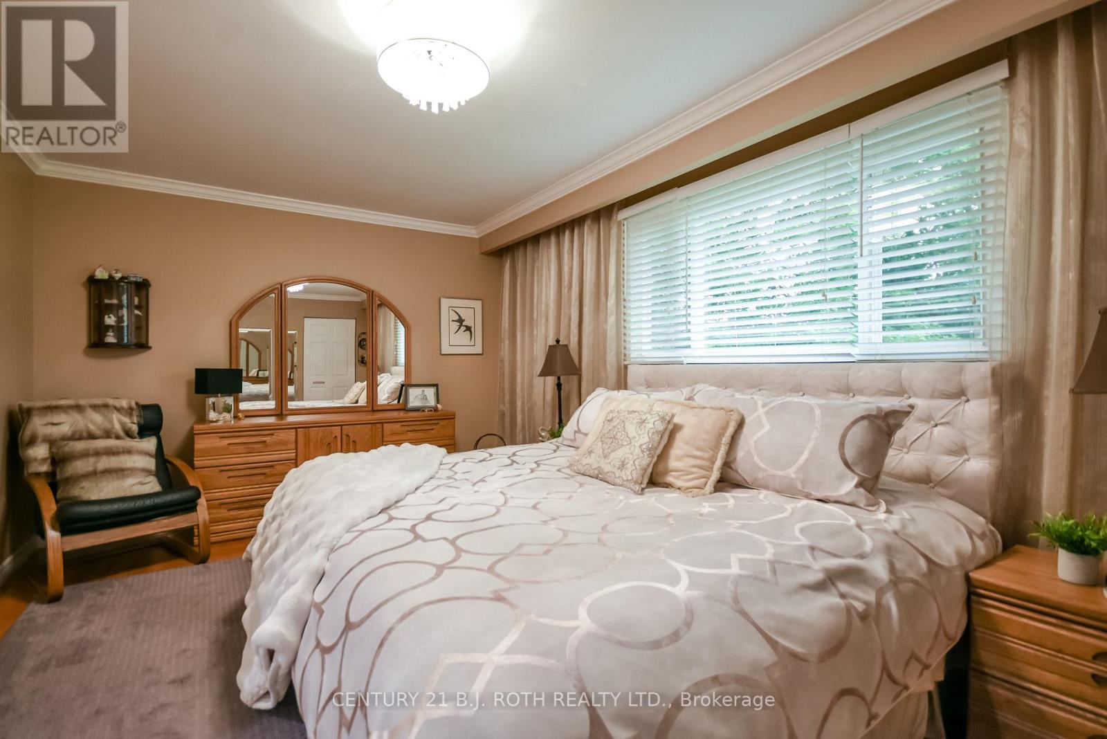 139 Kozlov Street, Barrie, Ontario L4N 4R1 - Photo 19 - S13572486