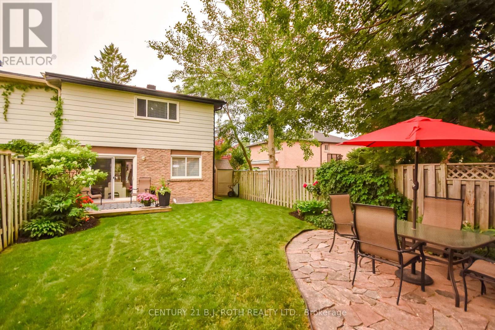 139 Kozlov Street, Barrie, Ontario L4N 4R1 - Photo 7 - S13572486