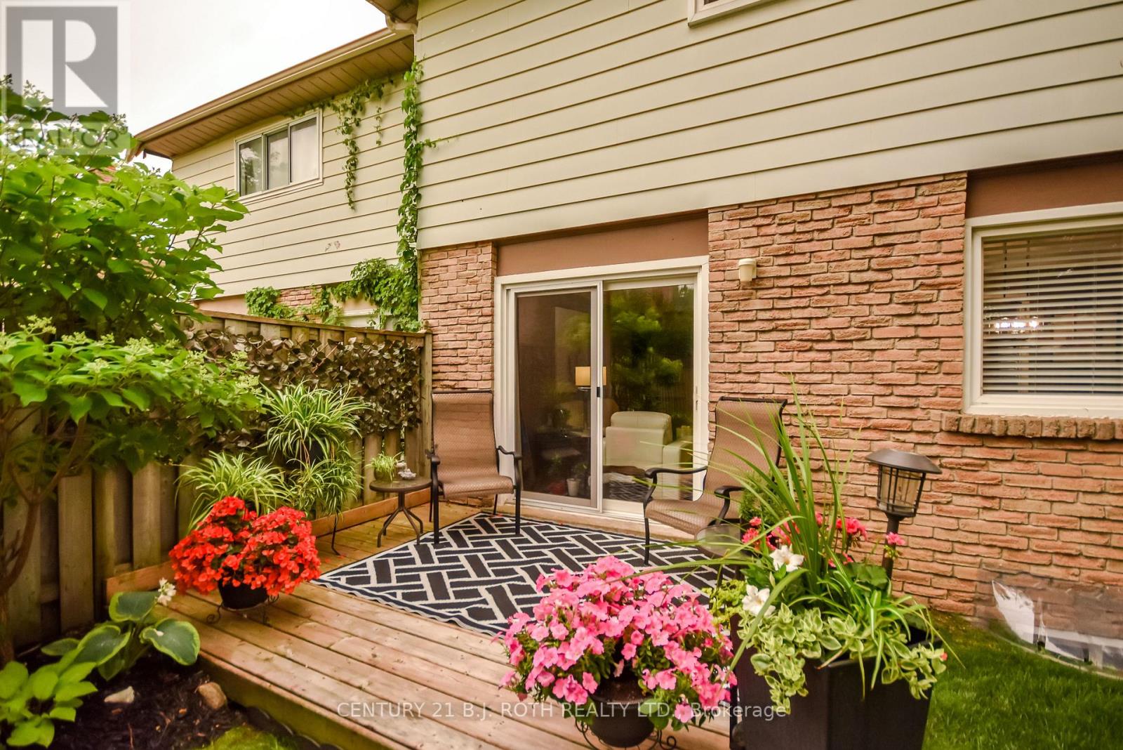 139 Kozlov Street, Barrie, Ontario L4N 4R1 - Photo 8 - S13572486