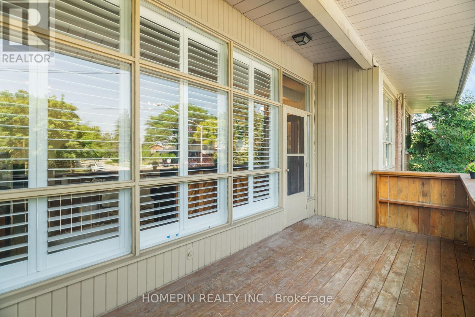 25 Grovetree Road, Toronto, Ontario  M9V 2Y3 - Photo 12 - W13572466