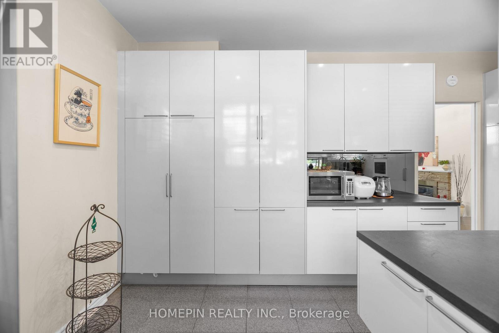 25 Grovetree Road, Toronto, Ontario  M9V 2Y3 - Photo 15 - W13572466