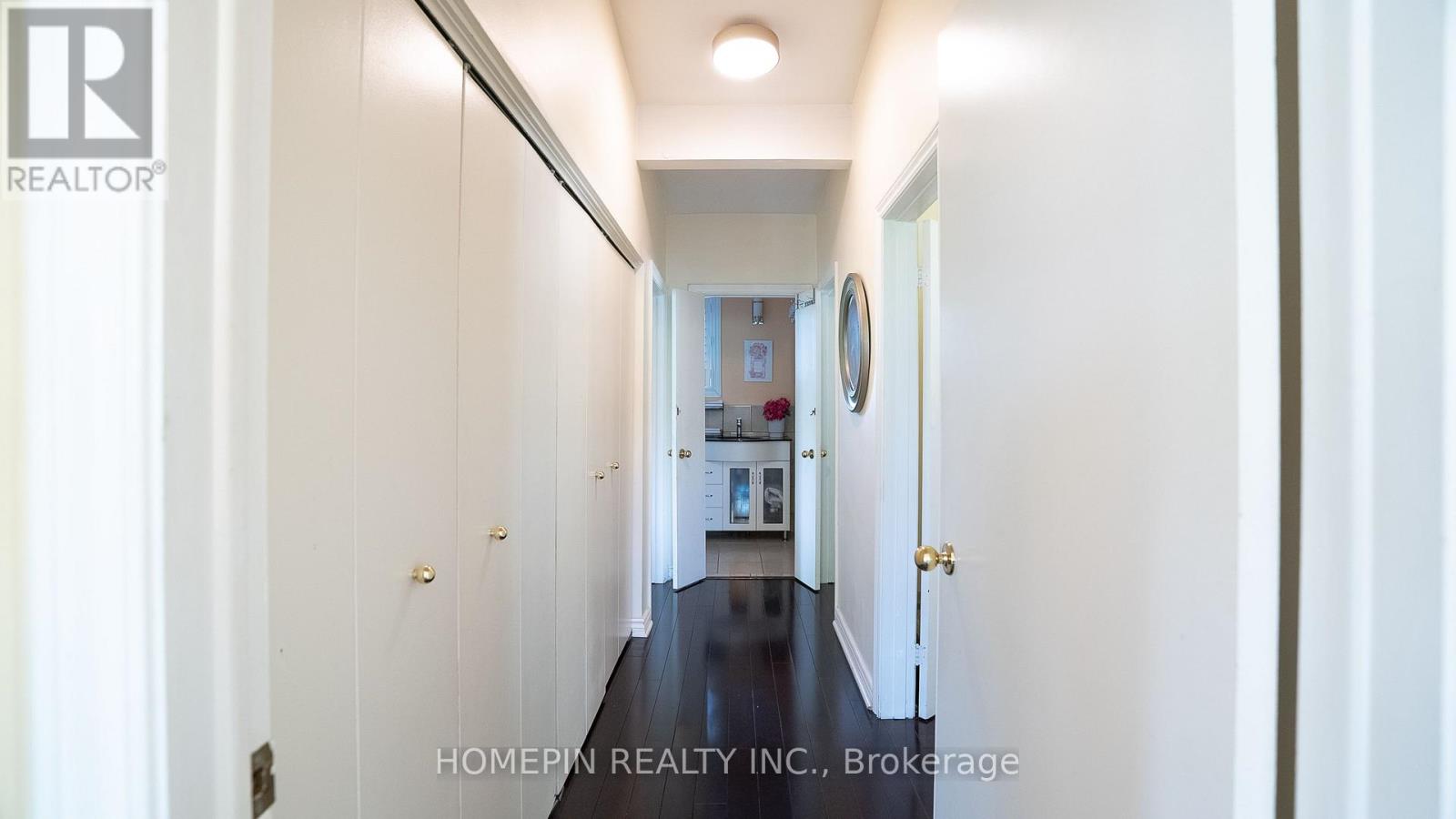 25 Grovetree Road, Toronto, Ontario  M9V 2Y3 - Photo 16 - W13572466